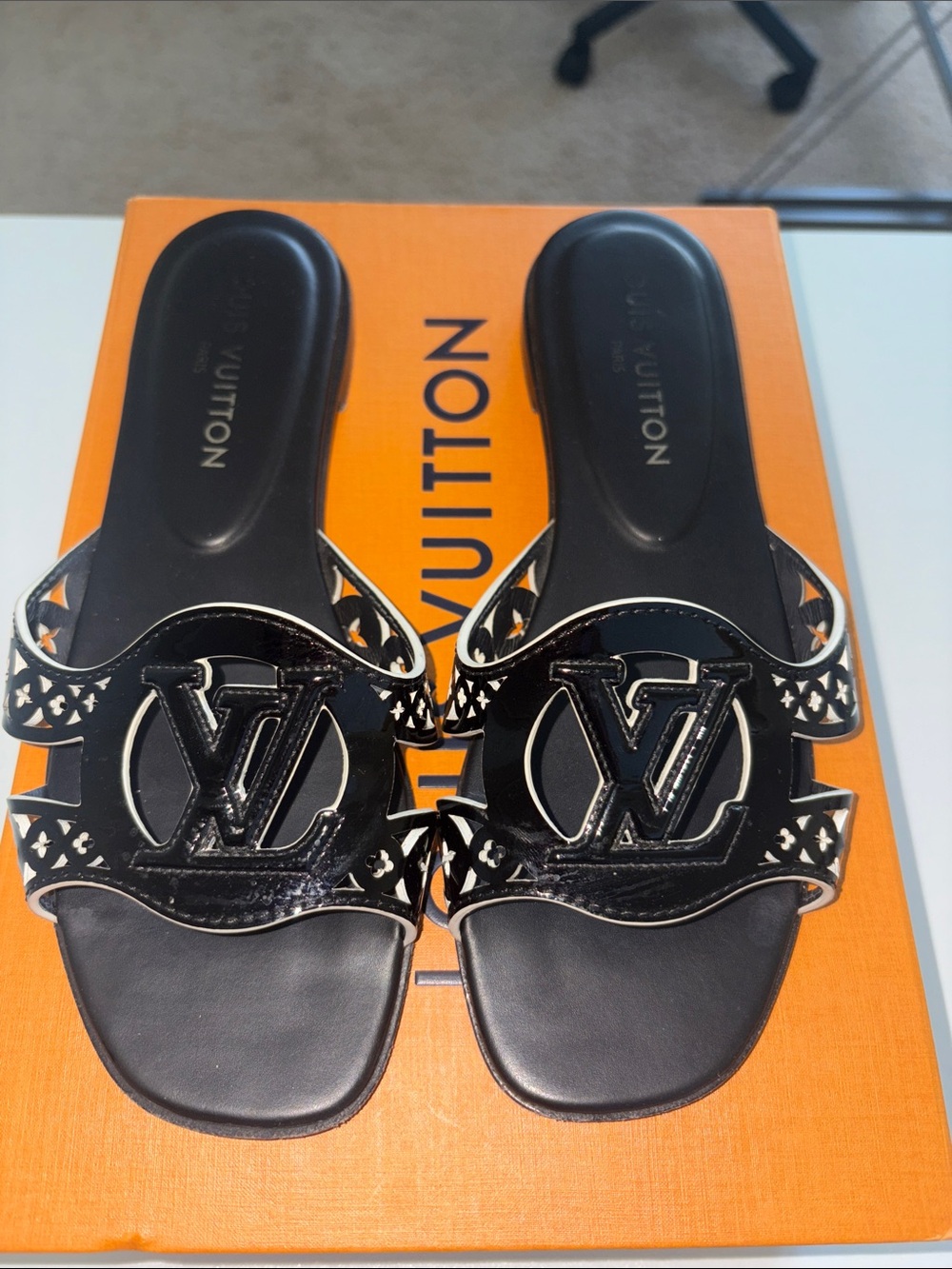 Louis Vuitton Black Patent LV Logo Slide Sandals